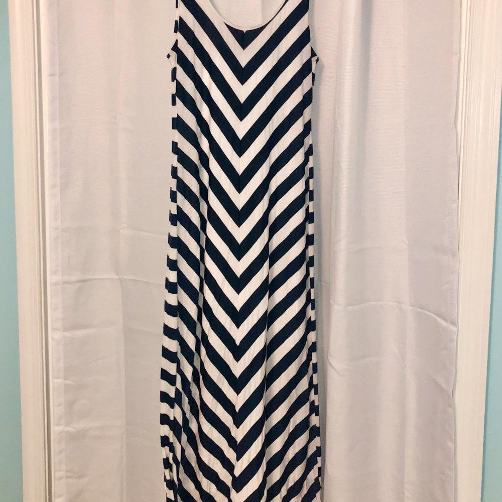 Hidden Heart Striped Midi Dress Size Large